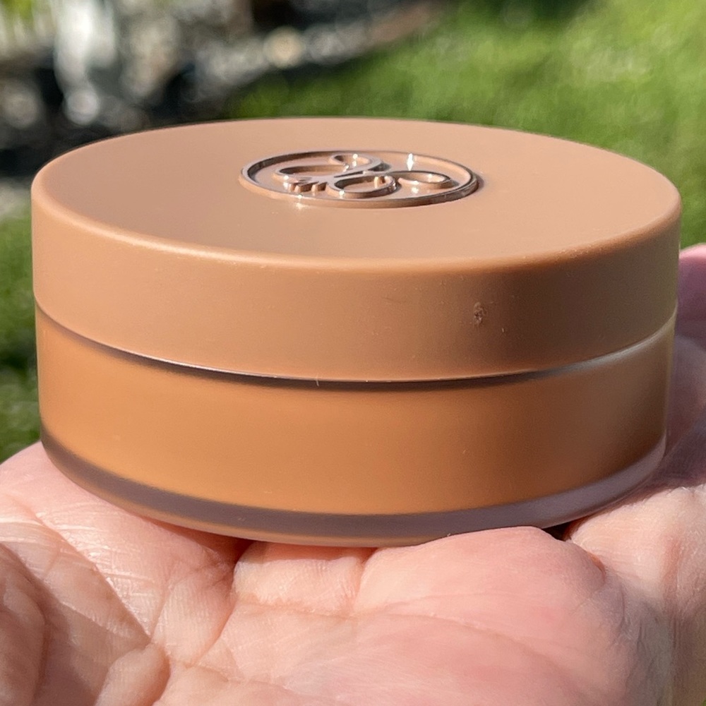 ANASTASIA BEVERLY HILLS Cream Bronzer In Golden Tan - Picture 5 of 10